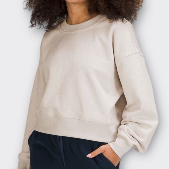 LULULEMON Softstreme Perfectly Oversized Cropped Crew Sweatshirt Bone 4 Small - Picture 1 of 5